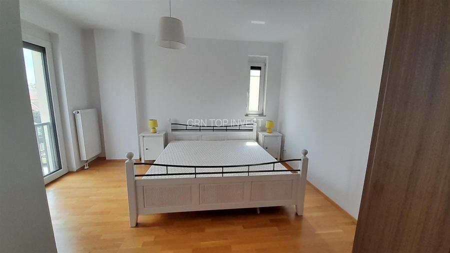 Apertament 3 camere 2 bai boxa parcare zona Strand - 11