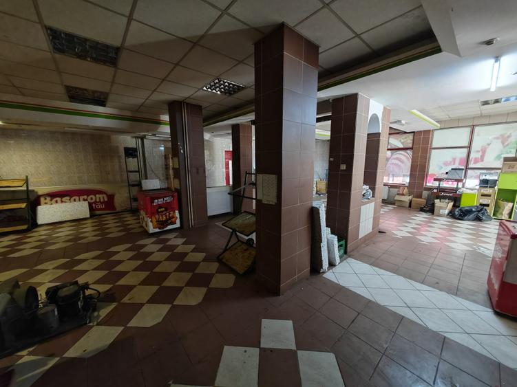 Spatiu multifunctional generos, zona Republicii