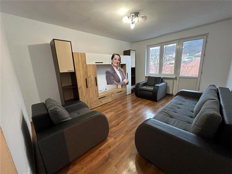 Resita, Apartament de vanzare sau schimb cu Casa, Renovat, 2 Cam.Cf.1, Sd.,Lunca