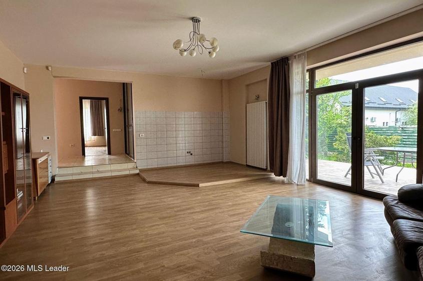 Tamasi - langa padure, casa 300 mp teren 711 mp, personalizabila