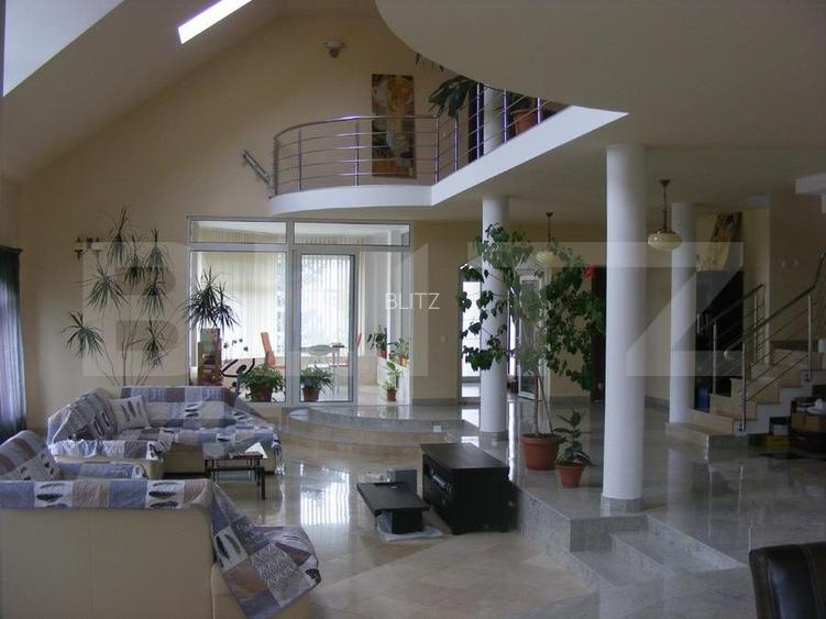 Casa cu 5 camere, 386 mp, Sangeorgiu de Mures, zona Apollo Spa - 10