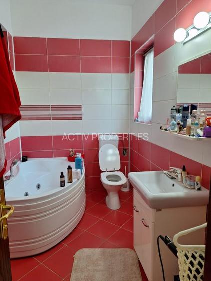 Resedinta deosebita,constr 2012,parc Carol 10min,7 camere,7 bai,2 locuri parcare - 12