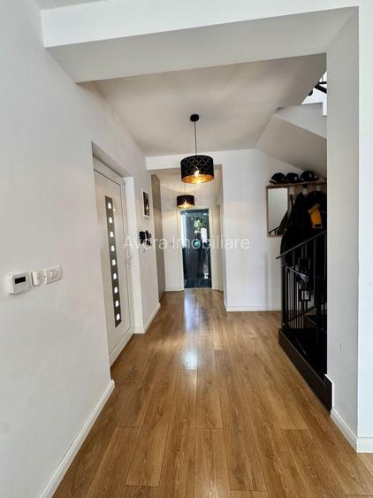 Giroc-zona Planetelor, 2 fronturi stradale, P+1E - 5