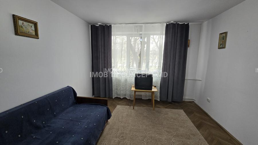 VANZARE PARTER cu 2 camere PE BULEVARD, in Ploiesti - 5