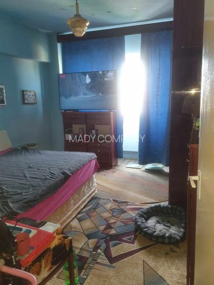 Casa De Cultura ,4 Camere Decomandat , Stradal , 80mp, etaj3/10 - 3