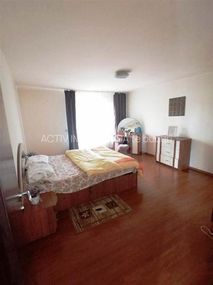 Vila individuala -  7 camere- Domnesti - Tudor Vladimirescu- 400 mp teren - 2000 - 13