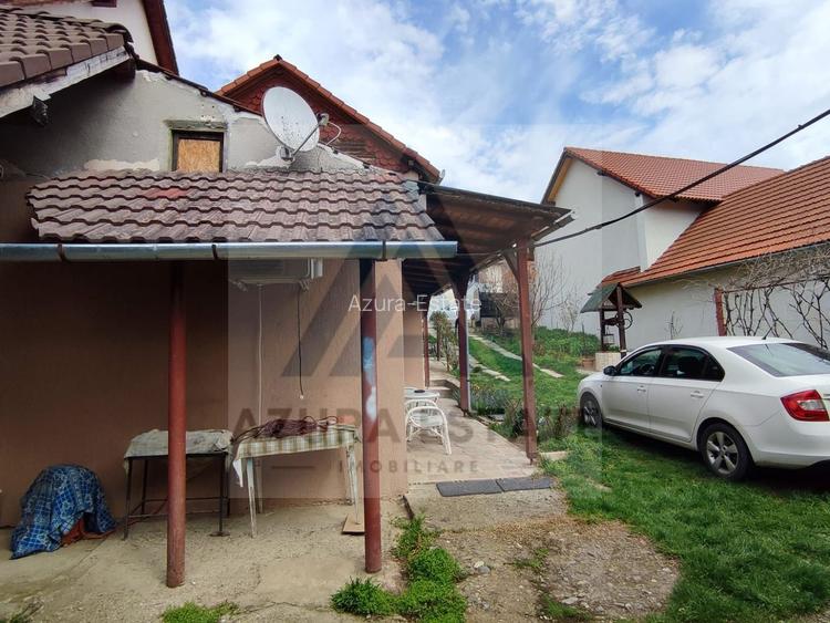 Casa 4 camere 2 bai garaj inchis pivnita si teren 740 mp in Seica Mica - 13