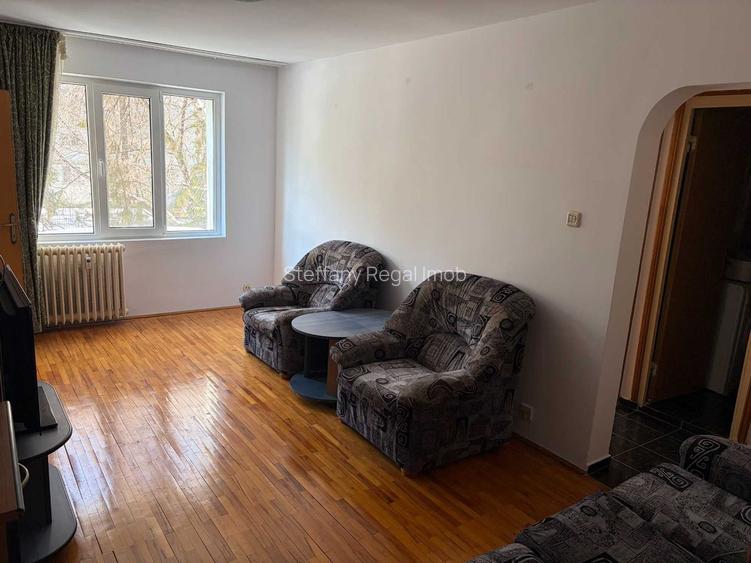 Apartament  4 camere de vanzare Dristor - 3