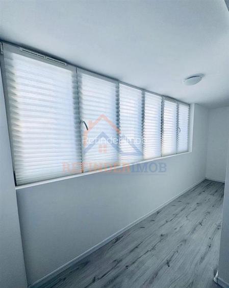 Apartament de vanzare cu 3 camere, Titan - Piata Minis - 8