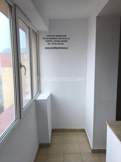 Apartament 3 camere, cu boxa, zona BCR - 12
