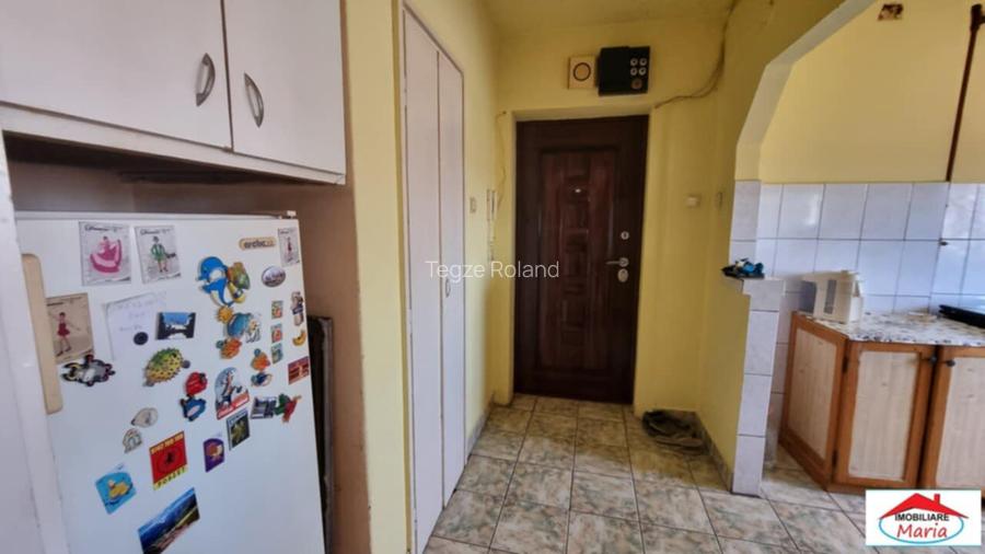 Apartament de vanzare , 2 camere + balcon. 50 mp - 10