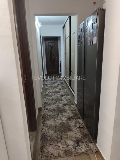 Institut DR uri- apartament 3 camere cf 1 renovat - 4
