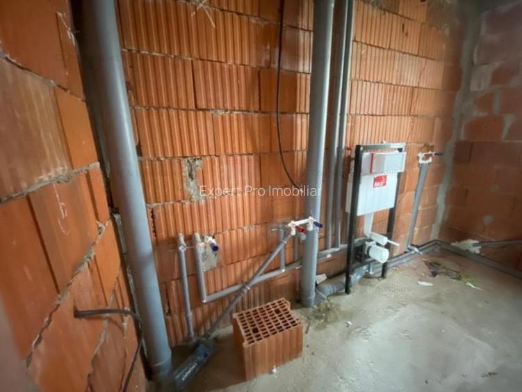 Saftica DN1 4Cam 3Bai Casa 2023 Curte 366mp Libera Pozitie Buna - 11