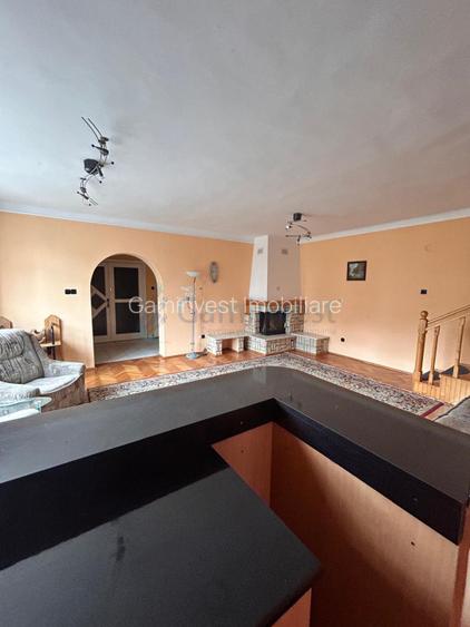 Proprietate cu doua case si anexe in Bors, Bihor - 4