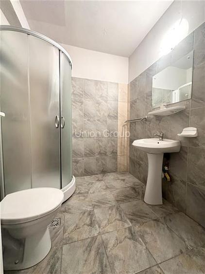 Pensiune 15 camere in a Doua Linie la Mare, zona Pescaria lui Matei - 9