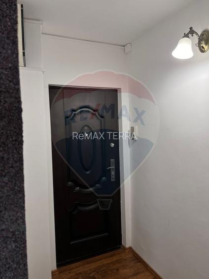 Spațiu comercial/birouri, acces separat, suprafață generoasă - 6