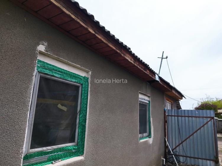 De vânzare Două Case în aceeași curte ! Preț negociabil  - 9