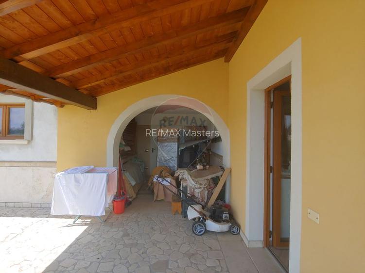 Casă / Vilă de lux cu 5 camere de vânzare în Vadu Moldovei, Suceava - 67