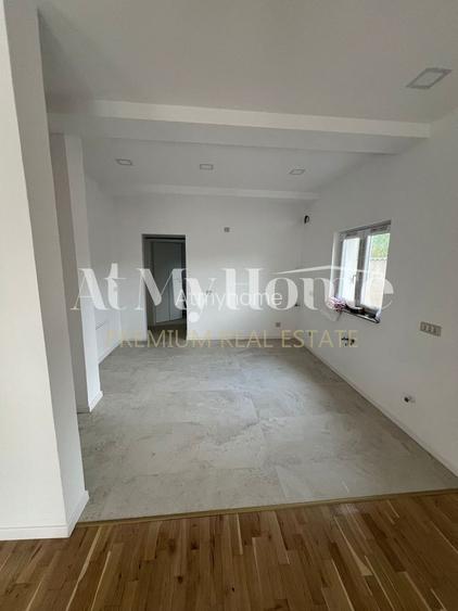 VILA INDIVIDUALA RENOVATA RECENT 600MP TEREN // 7 CAMERE- PIPERA - 8