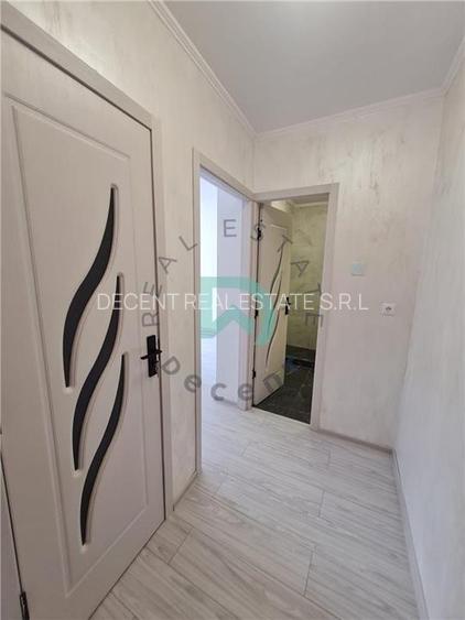 Garsoniera Craiter, etaj 3, renovata, Brasov - 7