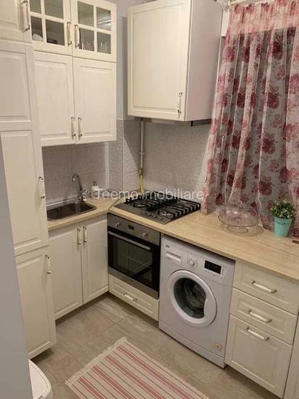 Apartament 2 camere, decomandat, centrala, ac, parcare, metrou, 1 Decembrie 1918 - 5