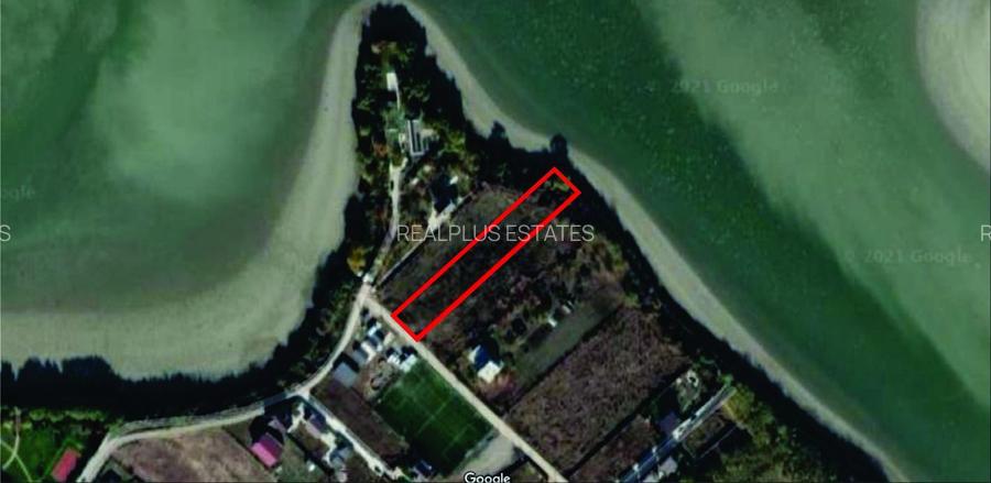 TEREN LA LAC - direct de la proprietar - 2700 mp - SAMURCAȘI- CREVEDIA - 2