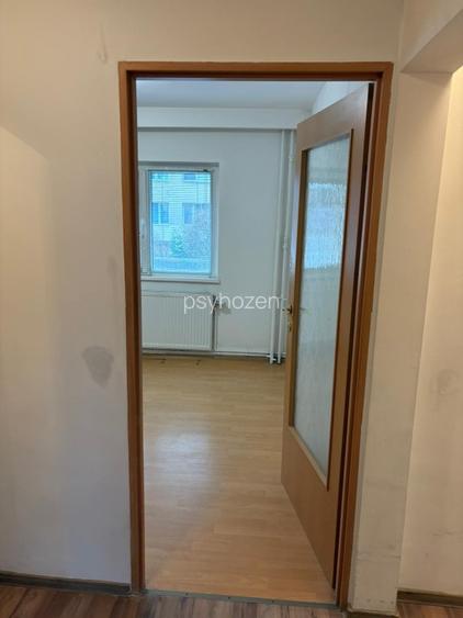 PROPRIETAR VAND Apartament doesebit 85mp utili + pivnita 10mp - 8