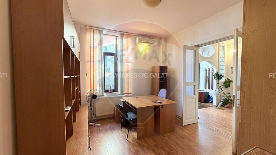 Casă interbelica de vanzare in Galati, zona Centrala - 10