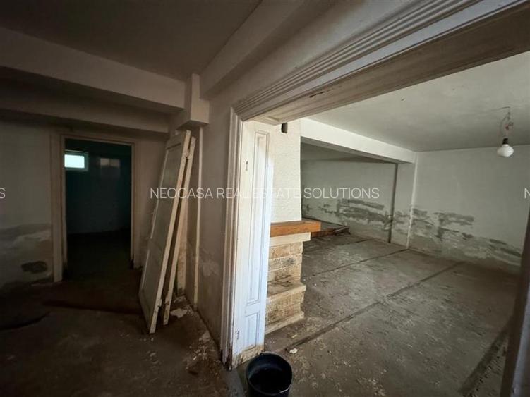 Vila Iancu Nicolae // 450 mp utili // 841 mp teren // Necesita renovare - 32