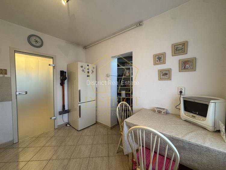 Apartament spatios cu 4 camere si garaj | Spitalul Judetean - 16