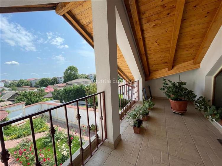 Vila  D+P+M de vanzare in zona Ultracentrala Tulcea - 18