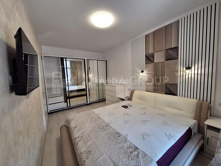 Apartament cu 3 camere, curte si loc de parcare Str. Lunga - 5