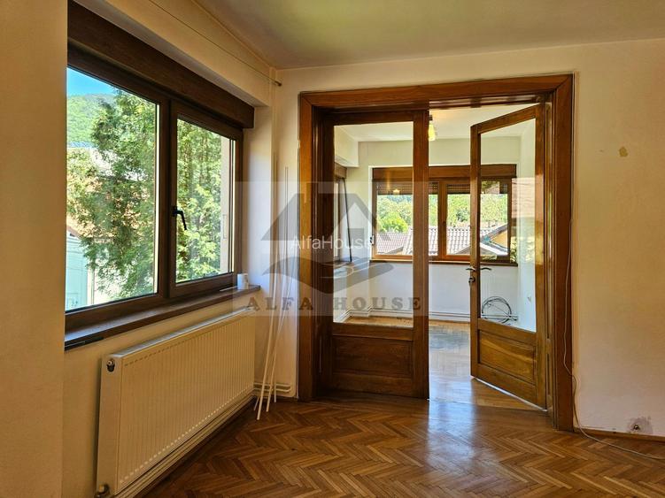 Casa deosebita cu 6 camere in  Centrul Brasovului - 210 mp - 11
