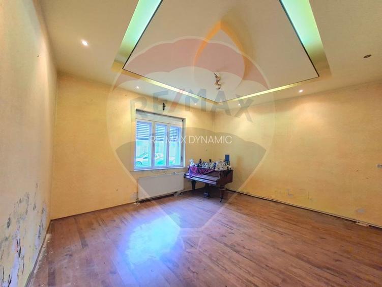 Proprietate centrală Arad,  cotă teren mare, acces auto - 4