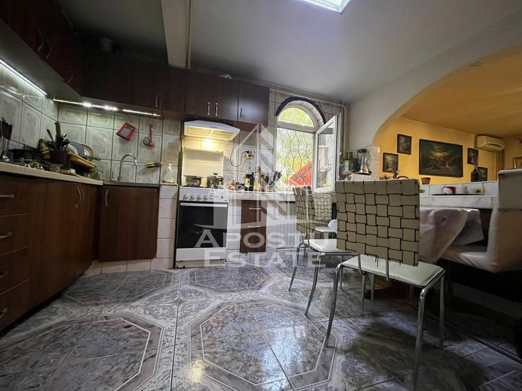 Apartament cu 3 camere, 2 bai, 2 balcoane, zona Vladeasa - 10