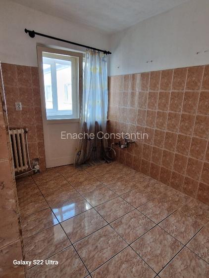 Proprietar, vand apartament 4 camere, nemobilat - 5