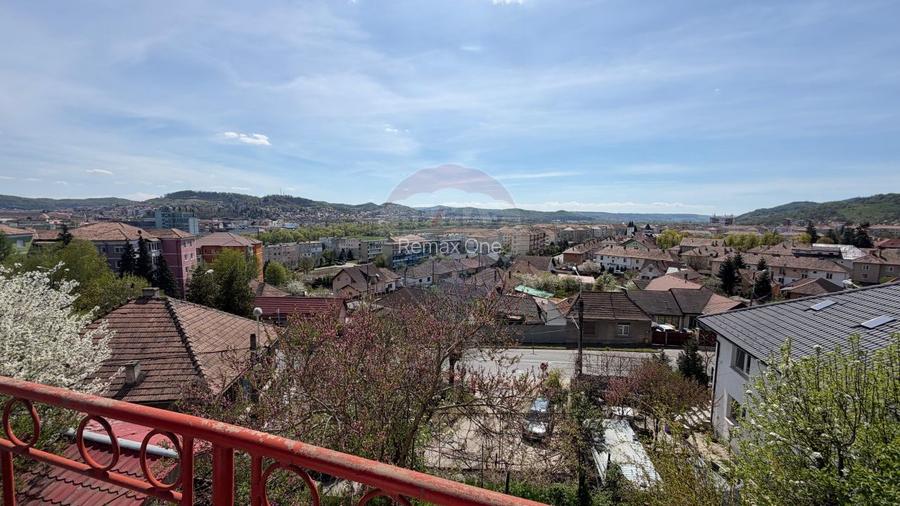 Casă / Vilă cu 5 camere de vânzare în zona Exterior Sud - 8