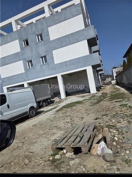 Spatiu Comercial Parter si Curte - in Constructie - 5