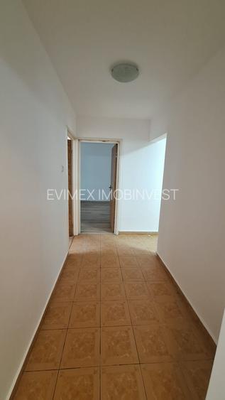 Titan -  1  Decembrie, 6 minute metrou, apartament 4 camere - 2