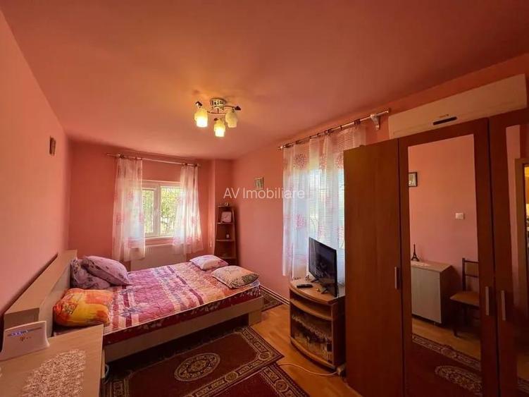 VANZARE CASA P+M PREDESTI PRAHOVA TEREN 1200 MP TOATE UTILITATILE - 2