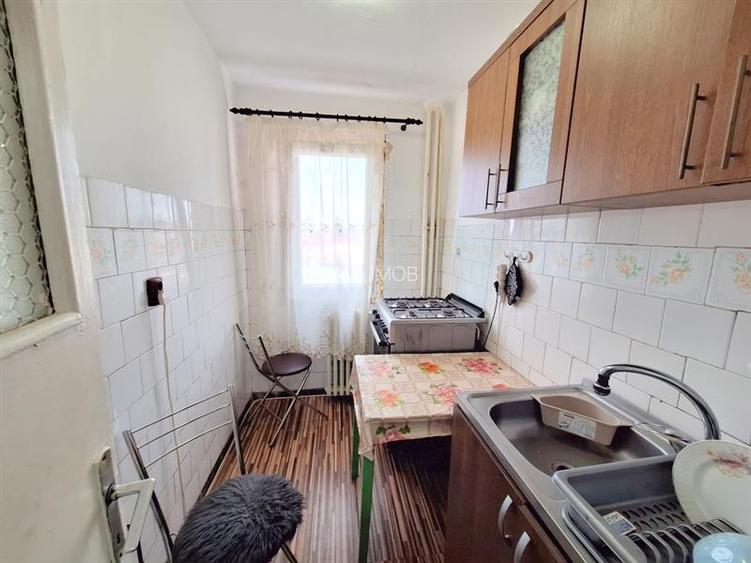 Apartament 2 camere, mobilat si utilat, zona Narcisa - 11