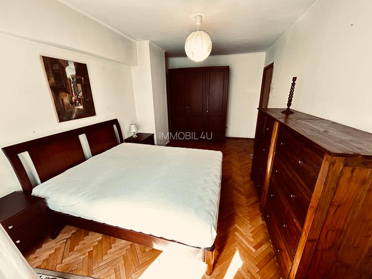 Bulevardul Unirii intersectie Strada Traian - 3 camere mobilat complet - 3