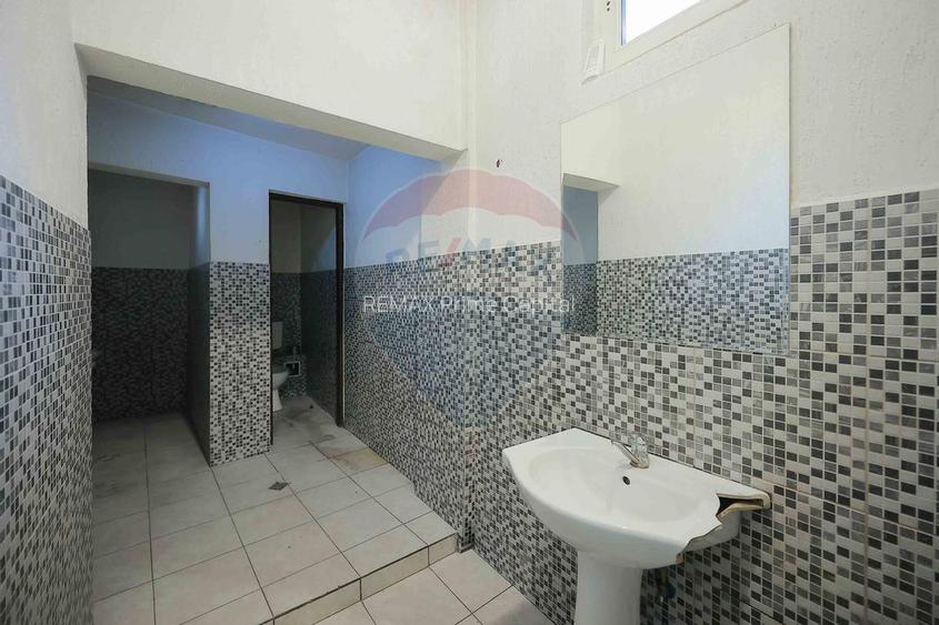 De închiriat – Spațiu comercial 281 mp,  Bulevardul Decebal - 12