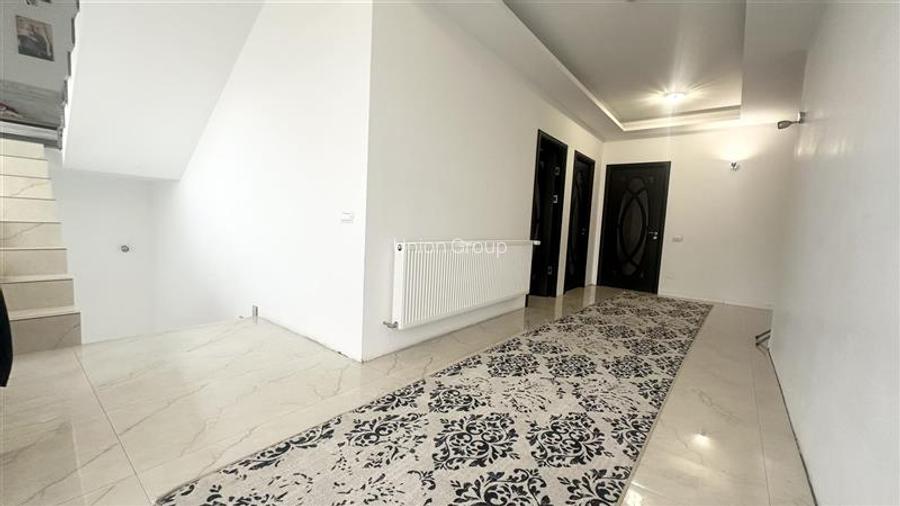 Casa P+1+Pod(M)Foarte Spatioasa, Mobilata si Utilata Complet, Zona Palas - 13