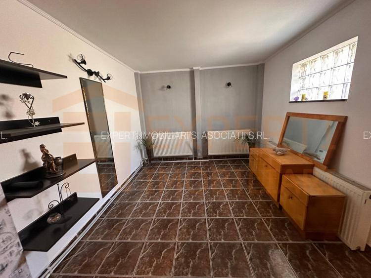 Casa de vanzare, zona Palas - 2