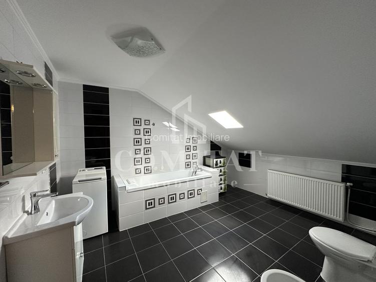 Casa cu 2 apartamente | Ultracentral | ideal investiție - 17