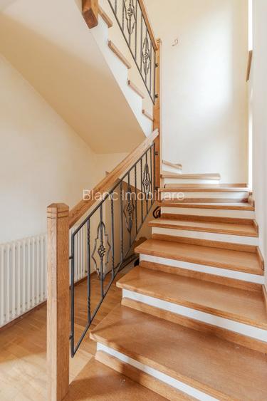 Casa Borș, 10 camere, 477 mp construiți - 13