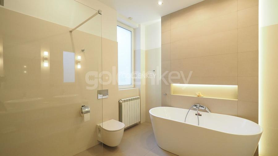 Apartament spatios cu 4 camere | mobilat | vedere libera | 2 garaje - 12