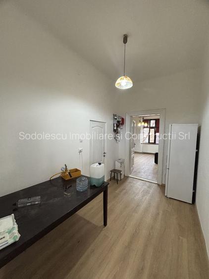 Apartament 2 camere,curte comuna/4 proprietari - 9