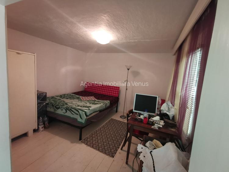 Casa batraneasca la Buzeni - 8